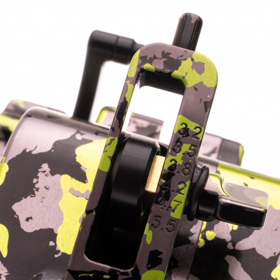 Avenger 4 Pro Camo Grey Green