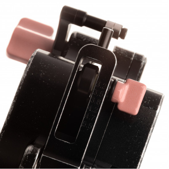 Avenger 4 Pro Cyber Scars Baby Pink