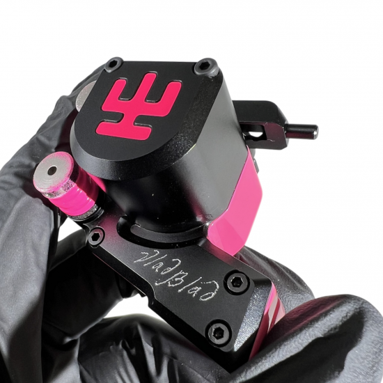 Avenger 2 Pro + Binding posts by Vlad Blad One Off